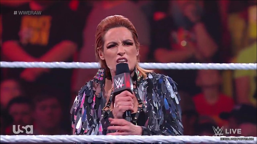 WWE_RAW_30th_May_2022_720p_WEBRip_h264_mp4_000192792.jpg