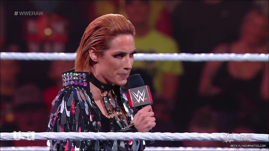 WWE_RAW_30th_May_2022_720p_WEBRip_h264_mp4_000219219.jpg