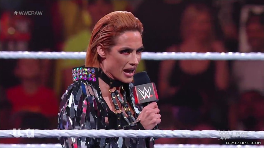 WWE_RAW_30th_May_2022_720p_WEBRip_h264_mp4_000219619.jpg