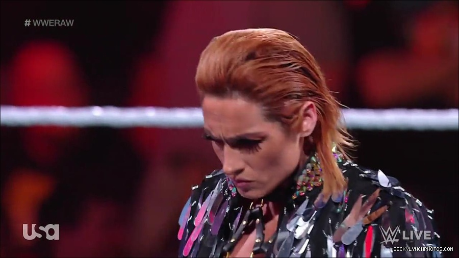 WWE_RAW_30th_May_2022_720p_WEBRip_h264_mp4_000256856.jpg