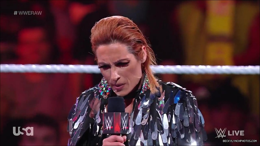 WWE_RAW_30th_May_2022_720p_WEBRip_h264_mp4_000262862.jpg