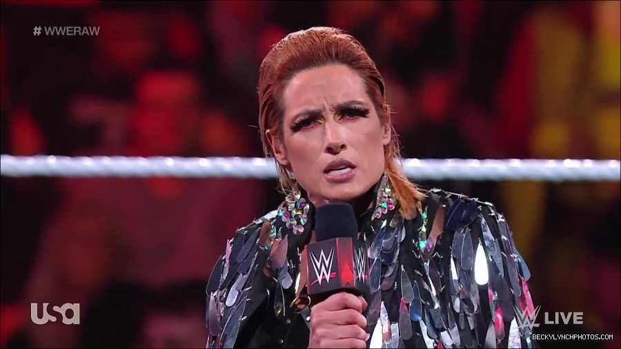 WWE_RAW_30th_May_2022_720p_WEBRip_h264_mp4_000264464.jpg