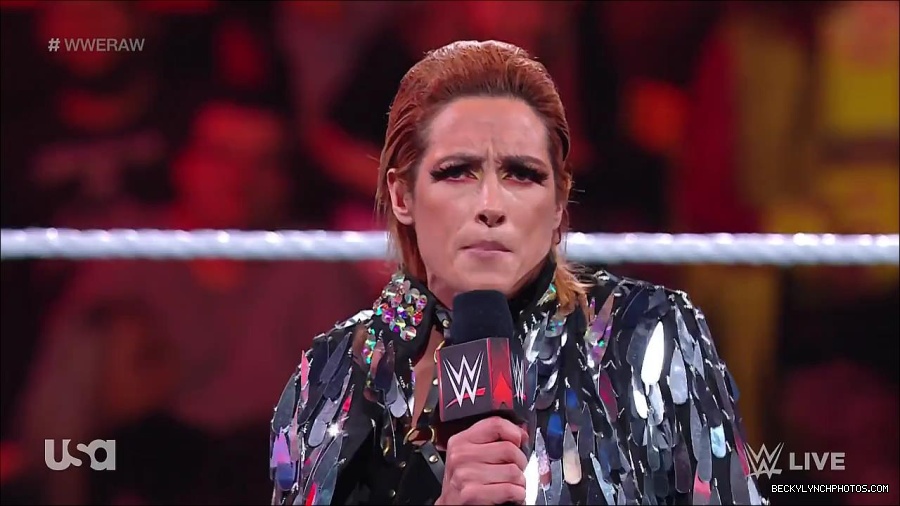 WWE_RAW_30th_May_2022_720p_WEBRip_h264_mp4_000265265.jpg
