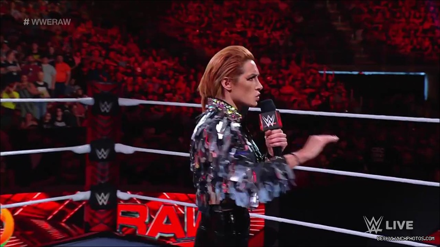 WWE_RAW_30th_May_2022_720p_WEBRip_h264_mp4_000291291.jpg