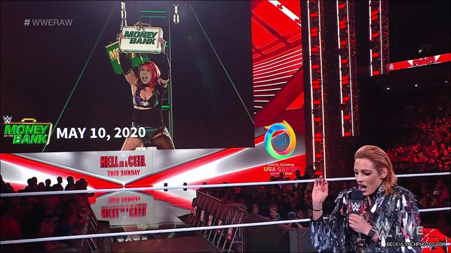 WWE_RAW_30th_May_2022_720p_WEBRip_h264_mp4_000309309.jpg