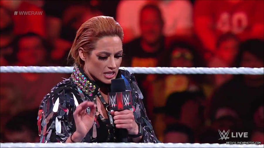 WWE_RAW_30th_May_2022_720p_WEBRip_h264_mp4_000310510.jpg