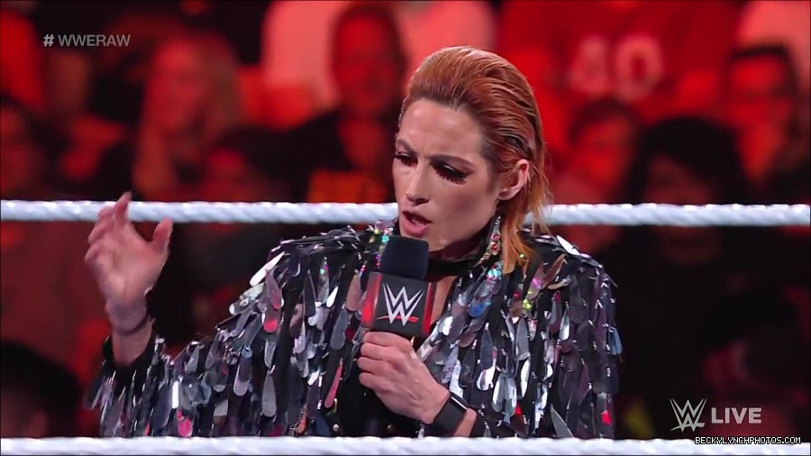 WWE_RAW_30th_May_2022_720p_WEBRip_h264_mp4_000312111.jpg