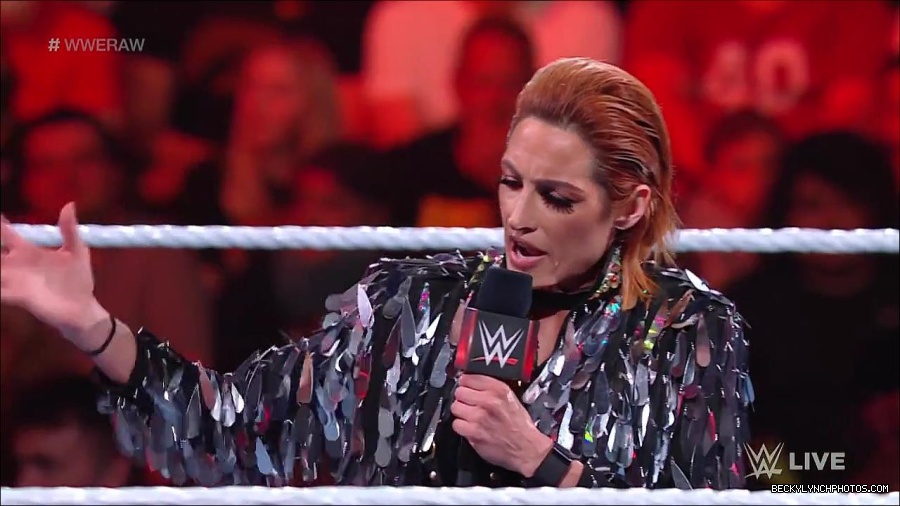 WWE_RAW_30th_May_2022_720p_WEBRip_h264_mp4_000312512.jpg