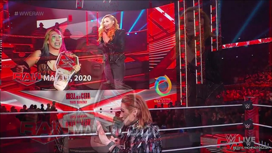 WWE_RAW_30th_May_2022_720p_WEBRip_h264_mp4_000326526.jpg