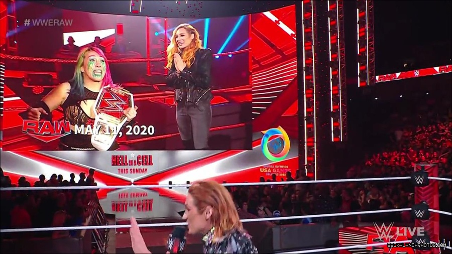 WWE_RAW_30th_May_2022_720p_WEBRip_h264_mp4_000326926.jpg