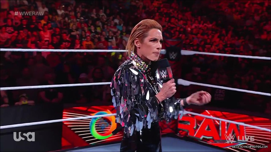 WWE_RAW_30th_May_2022_720p_WEBRip_h264_mp4_000357357.jpg