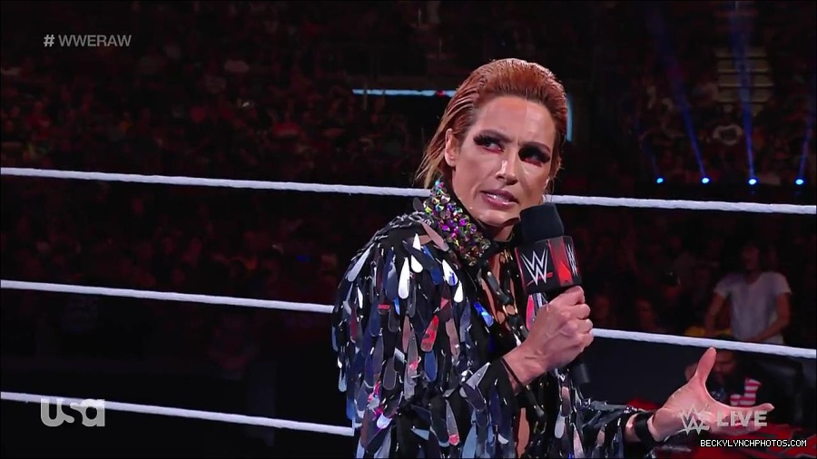 WWE_RAW_30th_May_2022_720p_WEBRip_h264_mp4_000361761.jpg
