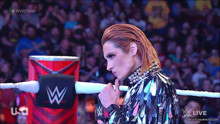 WWE_RAW_30th_May_2022_720p_WEBRip_h264_mp4_000408608.jpg
