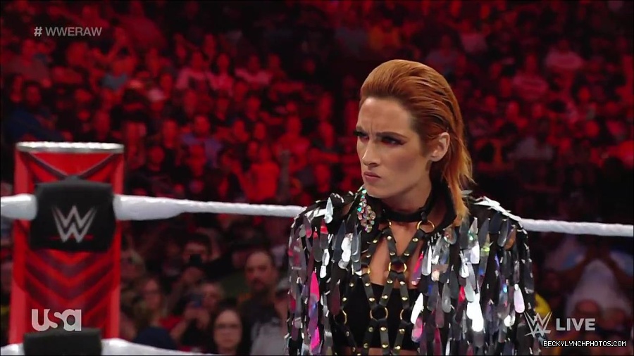 WWE_RAW_30th_May_2022_720p_WEBRip_h264_mp4_000421821.jpg