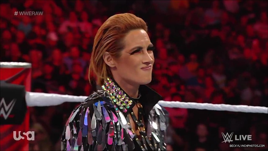 WWE_RAW_30th_May_2022_720p_WEBRip_h264_mp4_000433833.jpg