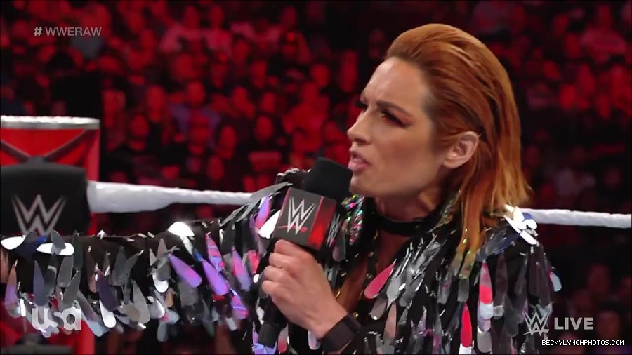 WWE_RAW_30th_May_2022_720p_WEBRip_h264_mp4_000439439.jpg