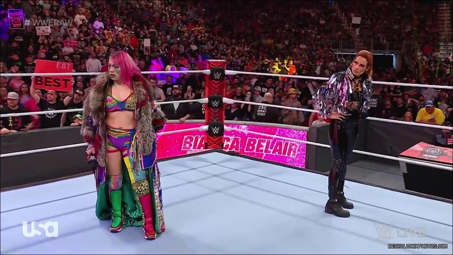 WWE_RAW_30th_May_2022_720p_WEBRip_h264_mp4_000497663.jpg