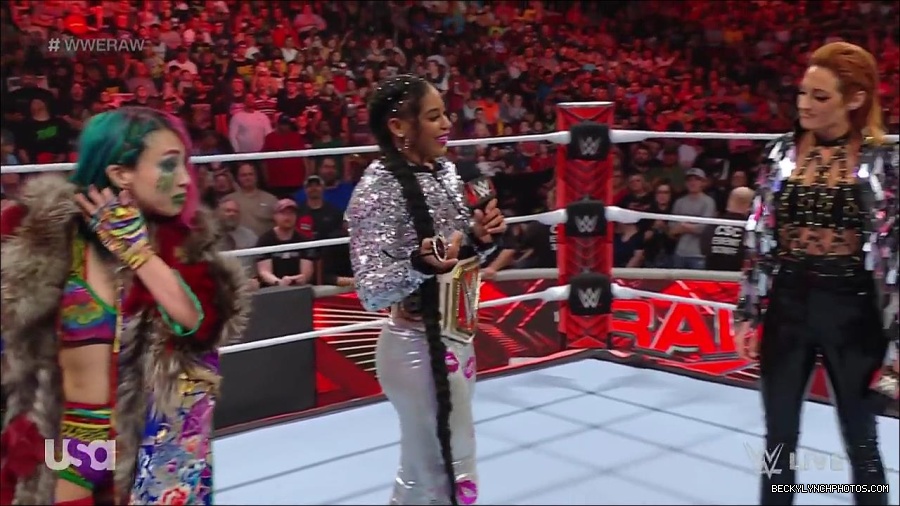 WWE_RAW_30th_May_2022_720p_WEBRip_h264_mp4_000540506.jpg