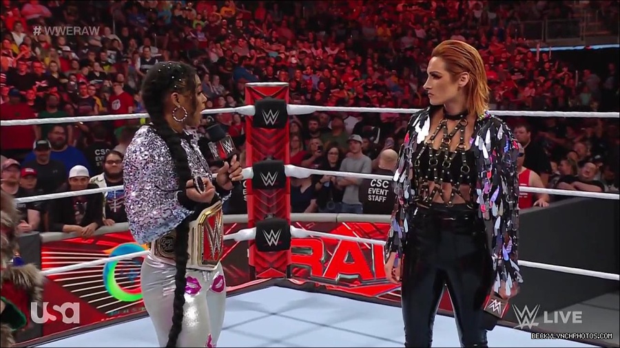 WWE_RAW_30th_May_2022_720p_WEBRip_h264_mp4_000544110.jpg