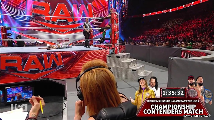 WWE_RAW_30th_May_2022_720p_WEBRip_h264_mp4_001067879.jpg