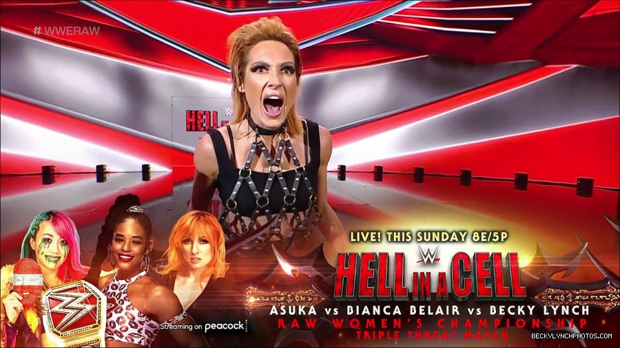 WWE_RAW_30th_May_2022_720p_WEBRip_h264_mp4_001304432.jpg