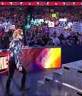 WWE_RAW_30th_May_2022_720p_WEBRip_h264_mp4_000057006.jpg