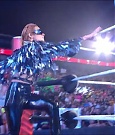 WWE_RAW_30th_May_2022_720p_WEBRip_h264_mp4_000059008.jpg