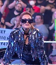 WWE_RAW_30th_May_2022_720p_WEBRip_h264_mp4_000069018.jpg