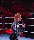 WWE_RAW_30th_May_2022_720p_WEBRip_h264_mp4_000172372.jpg