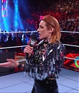 WWE_RAW_30th_May_2022_720p_WEBRip_h264_mp4_000174774.jpg
