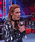 WWE_RAW_30th_May_2022_720p_WEBRip_h264_mp4_000202402.jpg