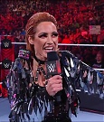 WWE_RAW_30th_May_2022_720p_WEBRip_h264_mp4_000205605.jpg