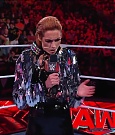 WWE_RAW_30th_May_2022_720p_WEBRip_h264_mp4_000260059.jpg