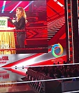 WWE_RAW_30th_May_2022_720p_WEBRip_h264_mp4_000317317.jpg