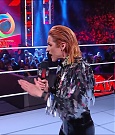 WWE_RAW_30th_May_2022_720p_WEBRip_h264_mp4_000342542.jpg