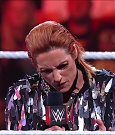 WWE_RAW_30th_May_2022_720p_WEBRip_h264_mp4_000350950.jpg