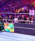 WWE_RAW_30th_May_2022_720p_WEBRip_h264_mp4_000413413.jpg
