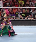 WWE_RAW_30th_May_2022_720p_WEBRip_h264_mp4_000418217.jpg