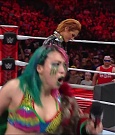 WWE_RAW_30th_May_2022_720p_WEBRip_h264_mp4_000472438.jpg