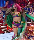 WWE_RAW_30th_May_2022_720p_WEBRip_h264_mp4_000474440.jpg