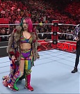 WWE_RAW_30th_May_2022_720p_WEBRip_h264_mp4_000508875.jpg