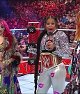 WWE_RAW_30th_May_2022_720p_WEBRip_h264_mp4_000524490.jpg