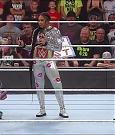 WWE_RAW_30th_May_2022_720p_WEBRip_h264_mp4_000537703.jpg