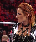 WWE_RAW_30th_May_2022_720p_WEBRip_h264_mp4_000546913.jpg