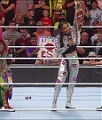 WWE_RAW_30th_May_2022_720p_WEBRip_h264_mp4_000566132.jpg