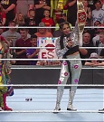 WWE_RAW_30th_May_2022_720p_WEBRip_h264_mp4_000566532.jpg