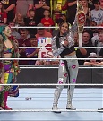WWE_RAW_30th_May_2022_720p_WEBRip_h264_mp4_000567333.jpg