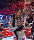 WWE_RAW_30th_May_2022_720p_WEBRip_h264_mp4_000574140.jpg