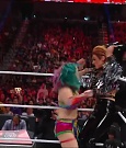 WWE_RAW_30th_May_2022_720p_WEBRip_h264_mp4_000580947.jpg