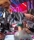WWE_RAW_30th_May_2022_720p_WEBRip_h264_mp4_000585751.jpg